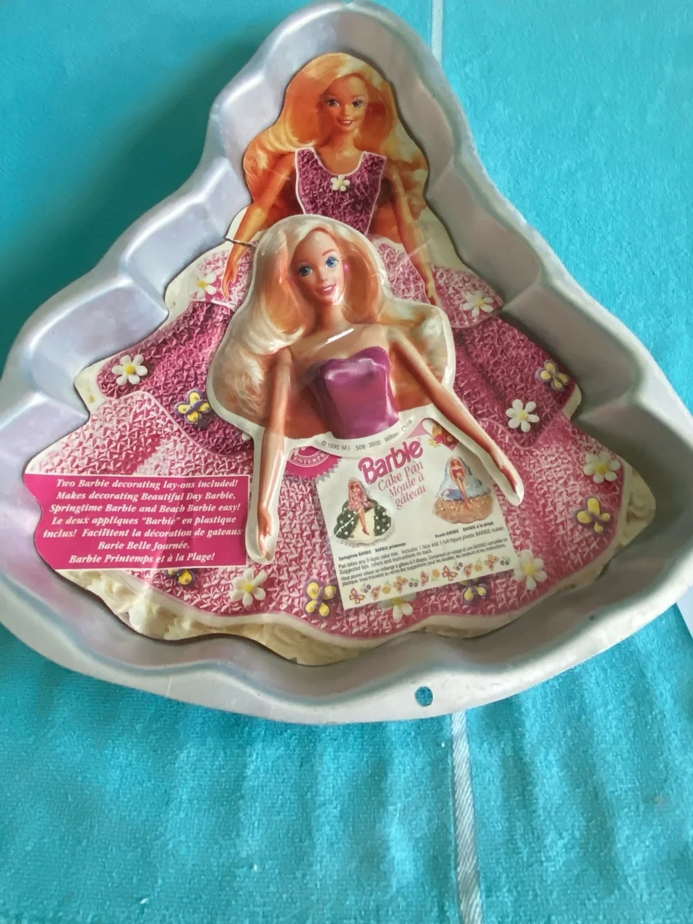 1995 Wilton Barbie Cake Pan